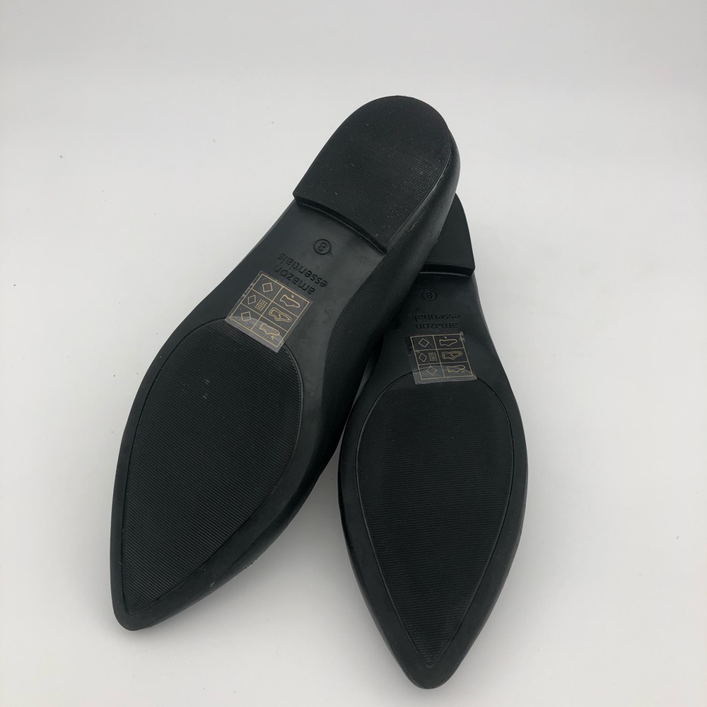 Amazon Essentials Black Pointed Toe Flats Size 8 - image 5